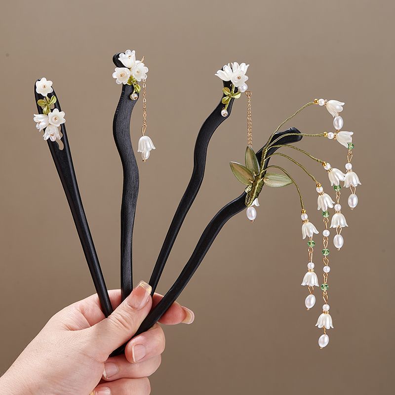 Hanbok Hair Pin - Wsuwka do włosów Konwalia, retro drewniana