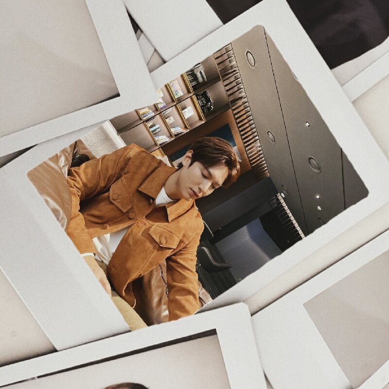 30/50PC Korean Idol Lee Minho  – Korean Lifestyle Magazine recenzja i cena