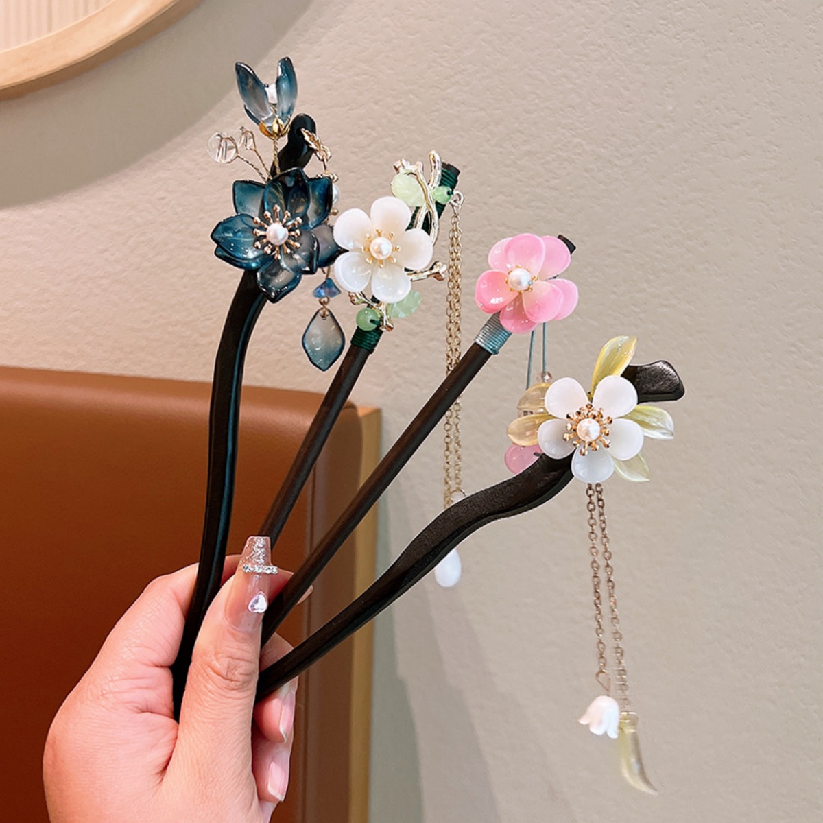 Wykwintne kwiatowe frędzle dre – Hanbok Hair Pin recenzja i cena